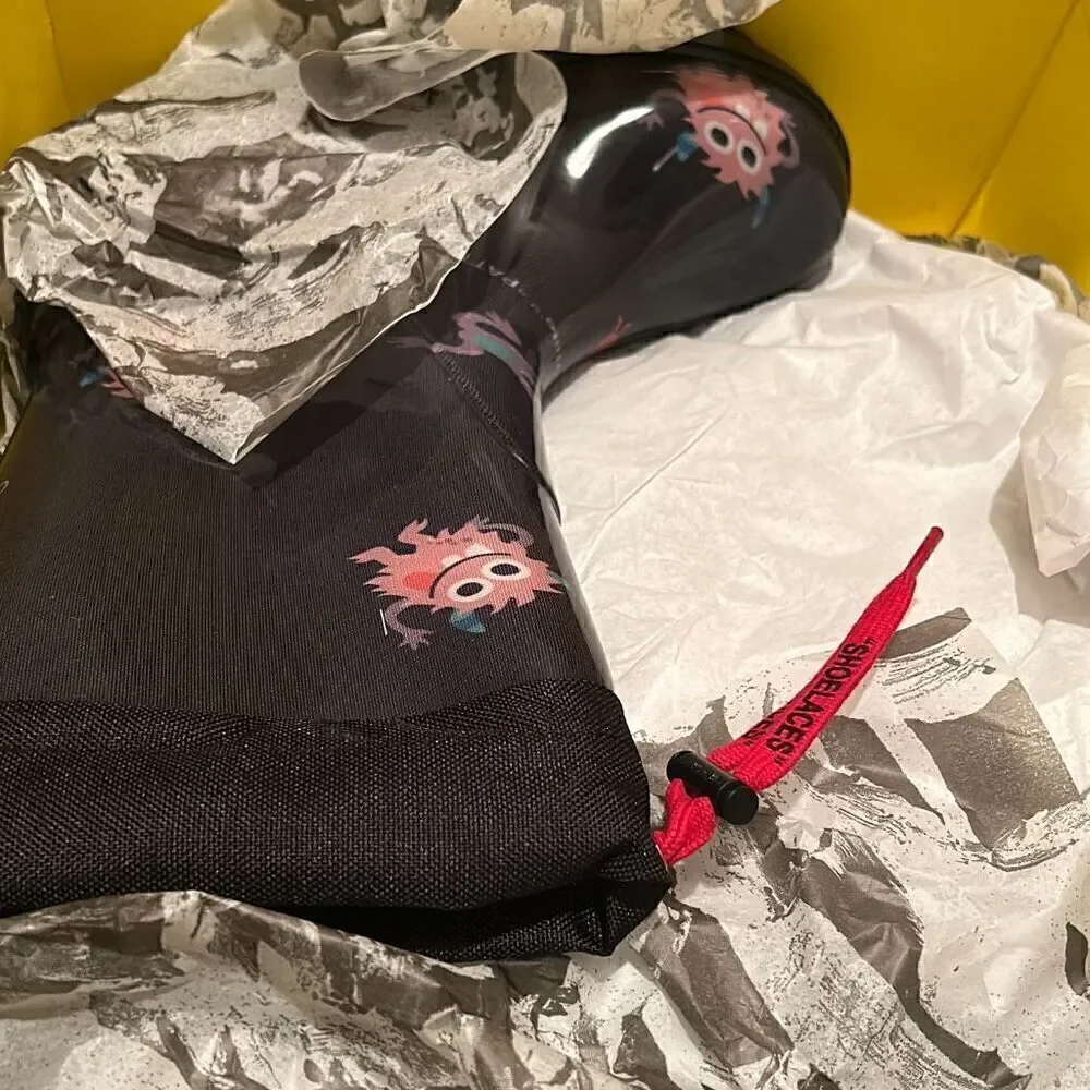 Off-White Kids Size 31 Monsters Graphic Rainboots Black Cartoon Print Luxury New